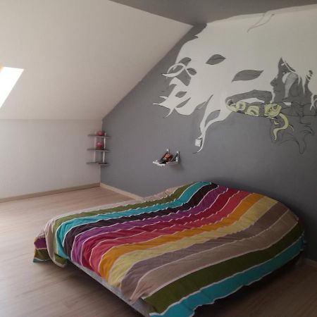 Chambre A Villemandeur Chez L'Habitant Eksteriør billede
