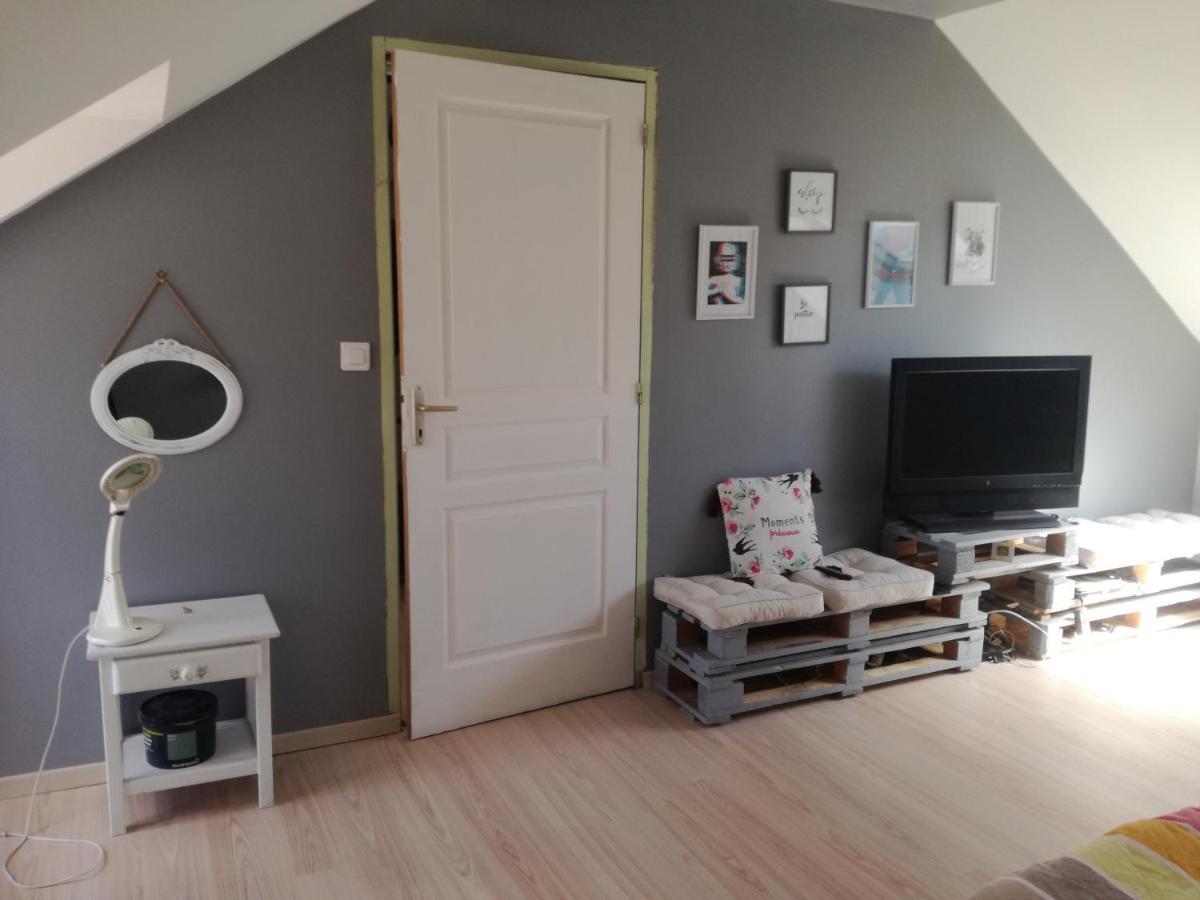 Chambre A Villemandeur Chez L'Habitant Eksteriør billede